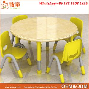 Day Care Centre High Quality 4 Seats Round Wood Table and Plastic Chairs for 2-5 years old kids
