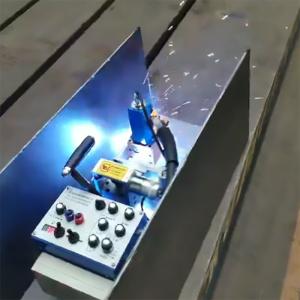 China Portable Weld Tractor Automatic Vertical Welding Carriage with Intermediate Frequency supplier