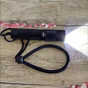 18650 Powered 5 Light Mode 550Lms CREE R5 LED Waterproof underwater Diving Flashlight Dive Torch light 100M Underwater