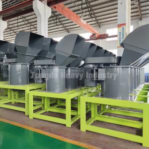 China 3 - 5mm Fertilizer Crusher Machine Animal Waste Compost Vertical Crusher 5000kg / H supplier