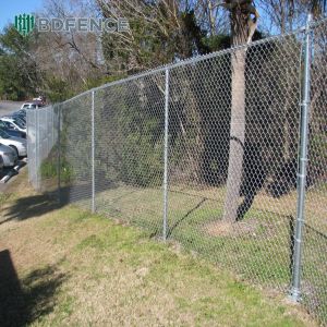 China Weatherproof Galvanized Chain Link Fence for All Environments wholesale