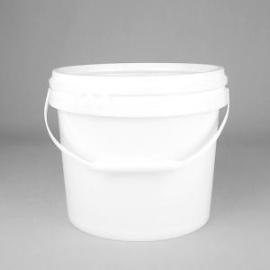 7L White PP Round Plastic Bucket 2 Gallon White Bucket With Lid