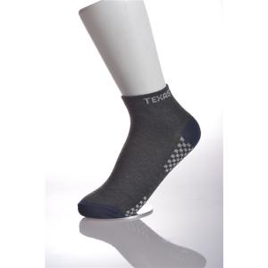 China Coolmax Polyester Moisture Wicking Running Socks With Elastane No Show Socks Type supplier