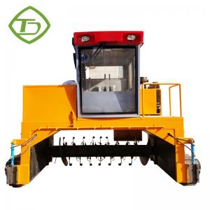 Cow Dung Fermentation Compost Equipment Crawler Compost Turner Machine