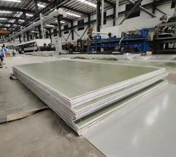 China Panneaux plats en plastique renforcé de fibres de verre (PRV) de 1m à 100m de long, légers, approvisionnement direct wholesale