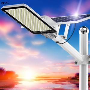 China Outdoor Solar Street Light Waterproof Dusk to Dawn Solar Floodlight with Remote Control wholesale