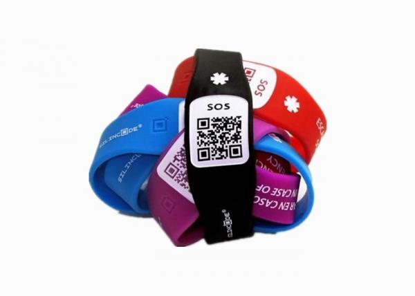SOS QR Code Custom Silicone Wristbands , Silicone Medical ID Bracelets For Women