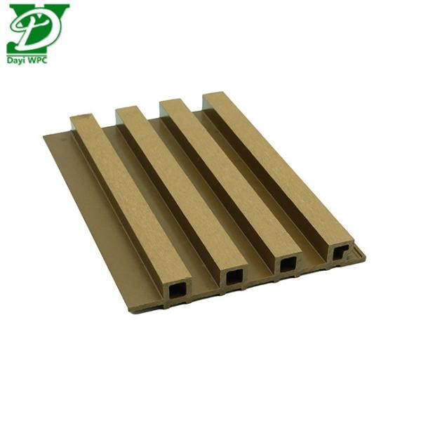 Revestimiento de pared exterior WPC con superficie acanalada 219x26mm