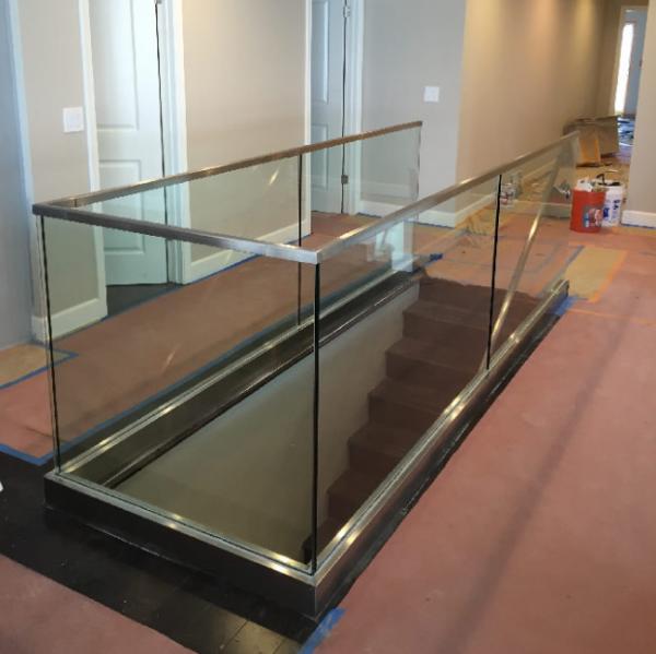 Interior Glass Railing Systems With Toughened Glass Panel