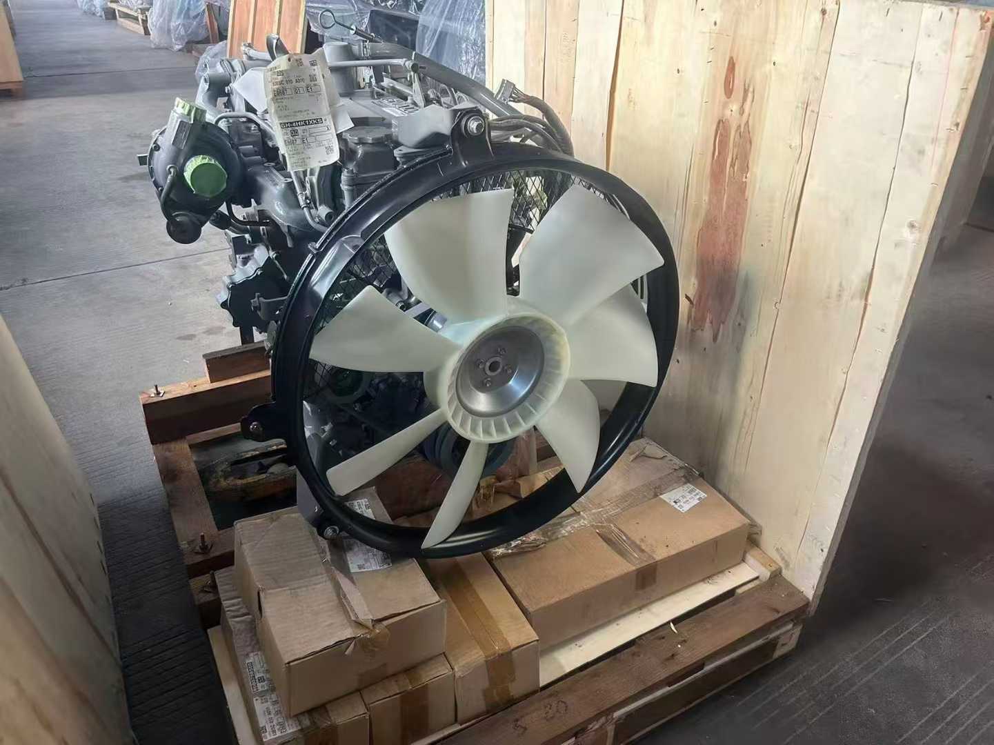 China ISUZU 4HK1 Engine Original/OEM wholesale