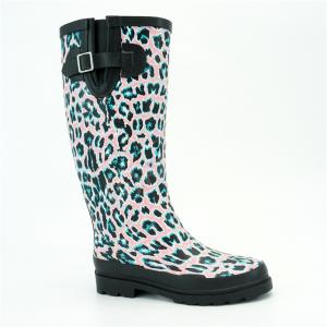 China BSCI Size 9 Anti Dust Waterproof Rubber Rain Boots With Leopard Printed supplier