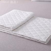 cotton Microfiber Filling Comforter/quilt White Hotel Duvet / Quilt with piping double stitches