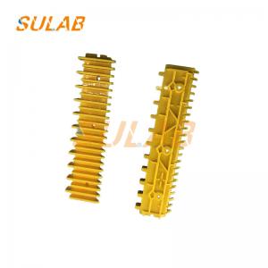 Yellow Plastic Step Demarcation Strip Escalator Spare Parts SCS 319900 319901 319902