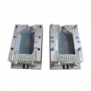 China Single Cavity Automative Plastic Mould Injection For 1L PE Material Petrol Bottle supplier