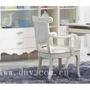 Solid Wood Frame Fashionable Dining Chairs Customizing