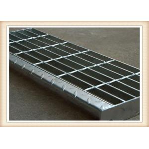 Checkered Plate Serrated 25x5 Bar Grating Stair Tread