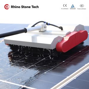 China ソーラーパネル清掃用プラグインブラシ 630RPM 赤色ソーラーパネル自動クリーナー wholesale