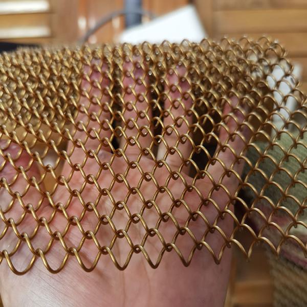 Light Weight Aluminum Chain Link Fabric Metal Coil Wire Mesh for Room Partition Space Divider Ceiling Decorative Metal Curtain