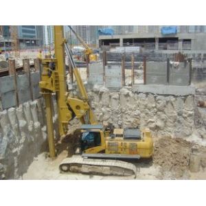 China Max Torque 220kN.m CAT Chassis Foundation Machinery Bored Rig Machine de empilhamento hidráulico wholesale