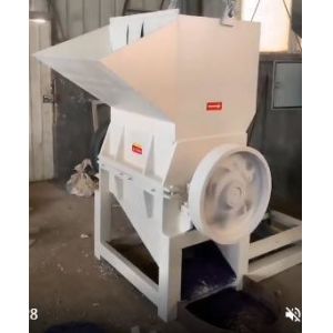 China Plastic Bottle Crushing Machine Computerized Design and Shipping Cost Included wholesale