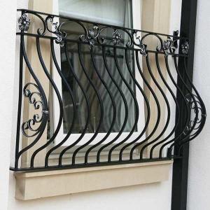 China Balcony Resort House Interior Wrought Iron Hand Railing For Steps supplier