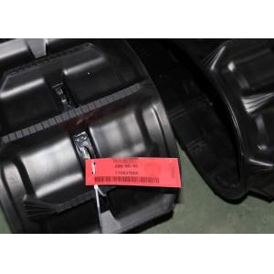 China Kubota Type Combine Harvester Rubber Track , Hydraulic Control CAT Rubber Tracks supplier