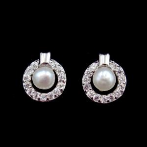 China Wedding Bridal Natural Freshwater Pearl Stud Earrings Jewelry 925 Sterling Silver supplier
