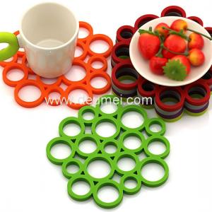 China Heat Resistant Circular Bubble Shape Heat Proof Mat Kitchen Table Silicone Mat/Pad supplier