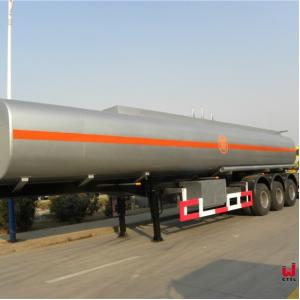 Heavy 3 Axles Crude Oil Tanker Trailers 60000L Oil Tanker Truck