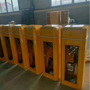 China Reliability Durability Road Barrier Gate Car Parking Automatic Gate With Remote Controller supplier