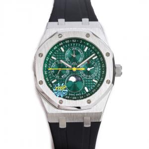 Stainless Steel Fashionable Quartz Chronograph Watch Timekeeping Essential