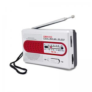 China Plastic Small Pocket Size Fm Radio 1600KHz 3V Portable Sports Radio supplier