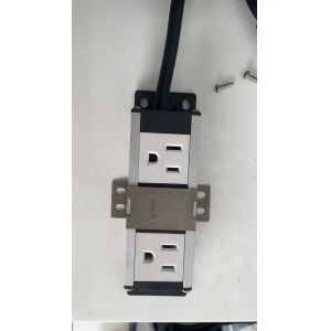 China Sturdy and 6 Outlet Power Strip for Network Laboratory and Environments with ETL Certification and Surge Protection wholesale