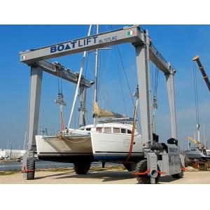 Boat Maintenance Small Tonnage Yacht Lifting Crane Customized Speed