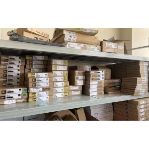 China Transceptor CI 16-UQFN CAXC4T245QRSVRQ1 do receptor dos motoristas dos amortecedores dos circuitos integrados wholesale