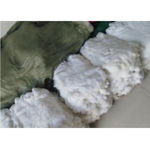 China Genuine Jackets Rabbit Fur For Winter Throw , 22*30cm White Rabbit Fur Pelts  supplier
