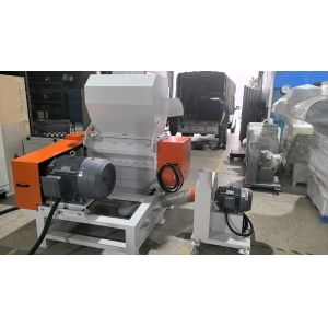 China 37kw Foam Crushing Machine Foam Crusher 250kg/H Capacity Foam Shredding Machine wholesale