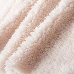 Stitch-Bonded Nonwoven Technics 100% Polyester Knitted Warm Soft White Color Sherpa Fleece Lining Fabric