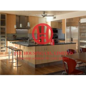 Modern Elegant Solid Wood Kitchen Cabinet with Excellent Design and Quality