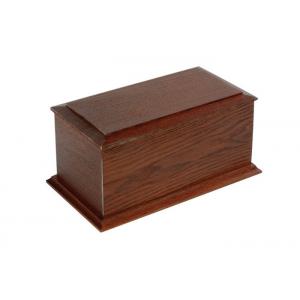 China Nice Memorial Pine Wooden Pet Caskets With White Color Lining Laser Engraved Logo supplier
