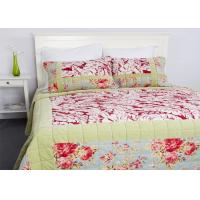 China Geometric Quilted Patchwork Bedspreads 3 Pcs Cotton Velvet Embroidered on sale