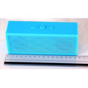 Newest fashion four color white ,red, black ,blue, bluetooth speaker