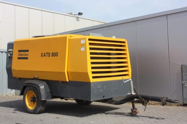 Fuente de energía eléctrica Compresor portátil XATS800Cd Tamaño pequeño Gran rendimiento en amarillo