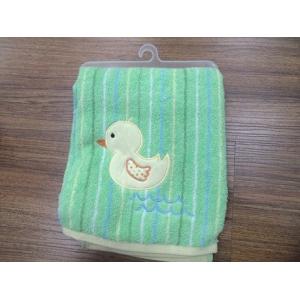China Personalized 100% Cotton Jacquard Bath Towel with Duck Embroide Wholesale Custom Children's Bath Towel supplier