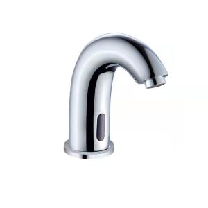 China Grifón de la bañera con sensor de latón con función automática y núcleo de válvula de cerámica wholesale
