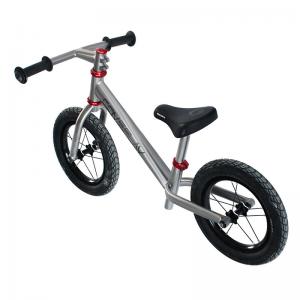 China Customized Titanium Balance Bike No Pedal , Kids Childrens Balance Bikes supplier