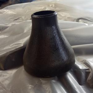 China Hot Press SCH20-SCH XXS Carbon Steel Concentric Reducer Butt Weld Black Painting supplier