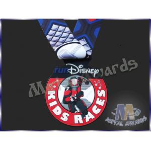 China Disney Logo PVC Custom Plastic Medals With 850 * 38MM Sublimated Ribbon wholesale
