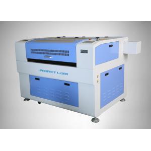 Máquina de gravação a laser CO2 de gravura pequena, cortador a laser de mesa de amostra de madeira