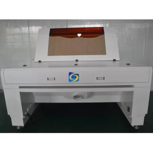 China Water Cooling 60W - 260W CO2 Laser Engraving Cutting Machine For Cloth supplier